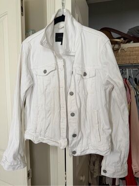 Banana Republic White Denim Jacket - Women's Casual Trucker